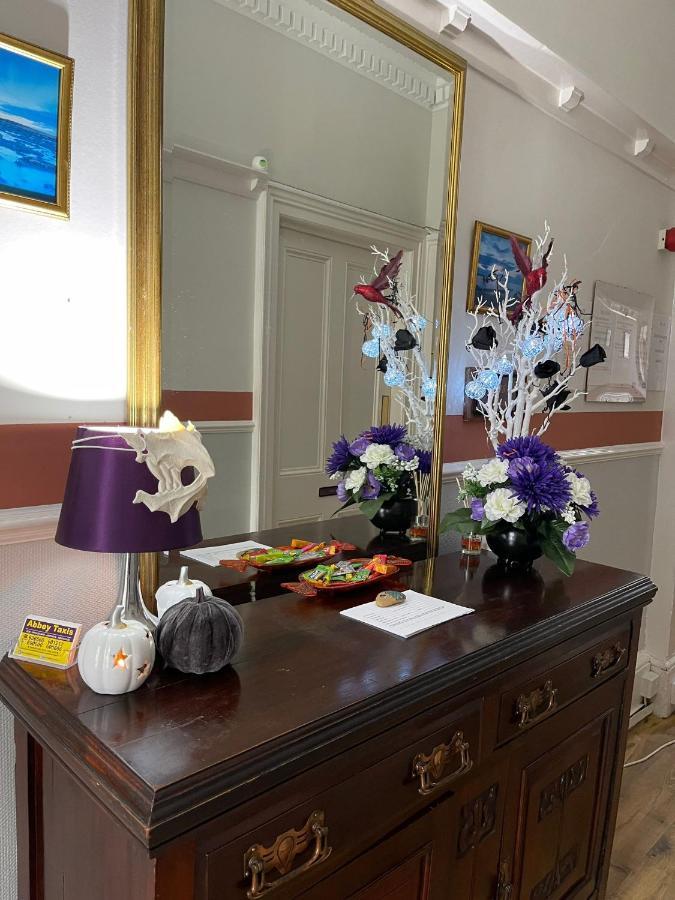 Lilyrose Hotel Whitby Eksteriør bilde