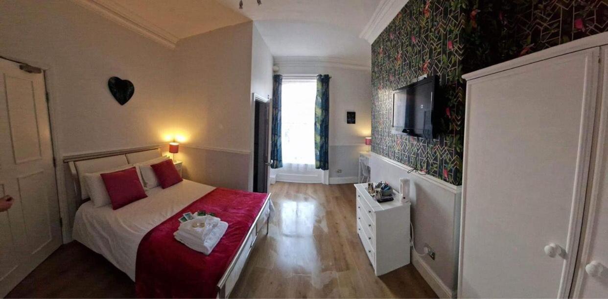 Lilyrose Hotel Whitby Eksteriør bilde