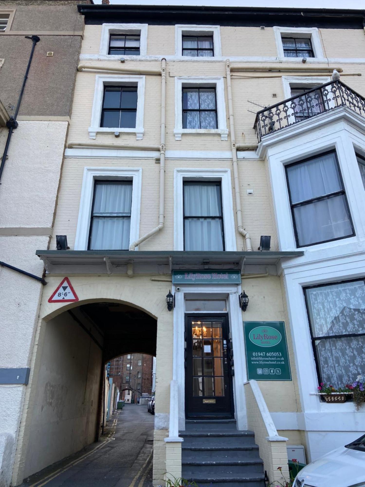 Lilyrose Hotel Whitby Eksteriør bilde